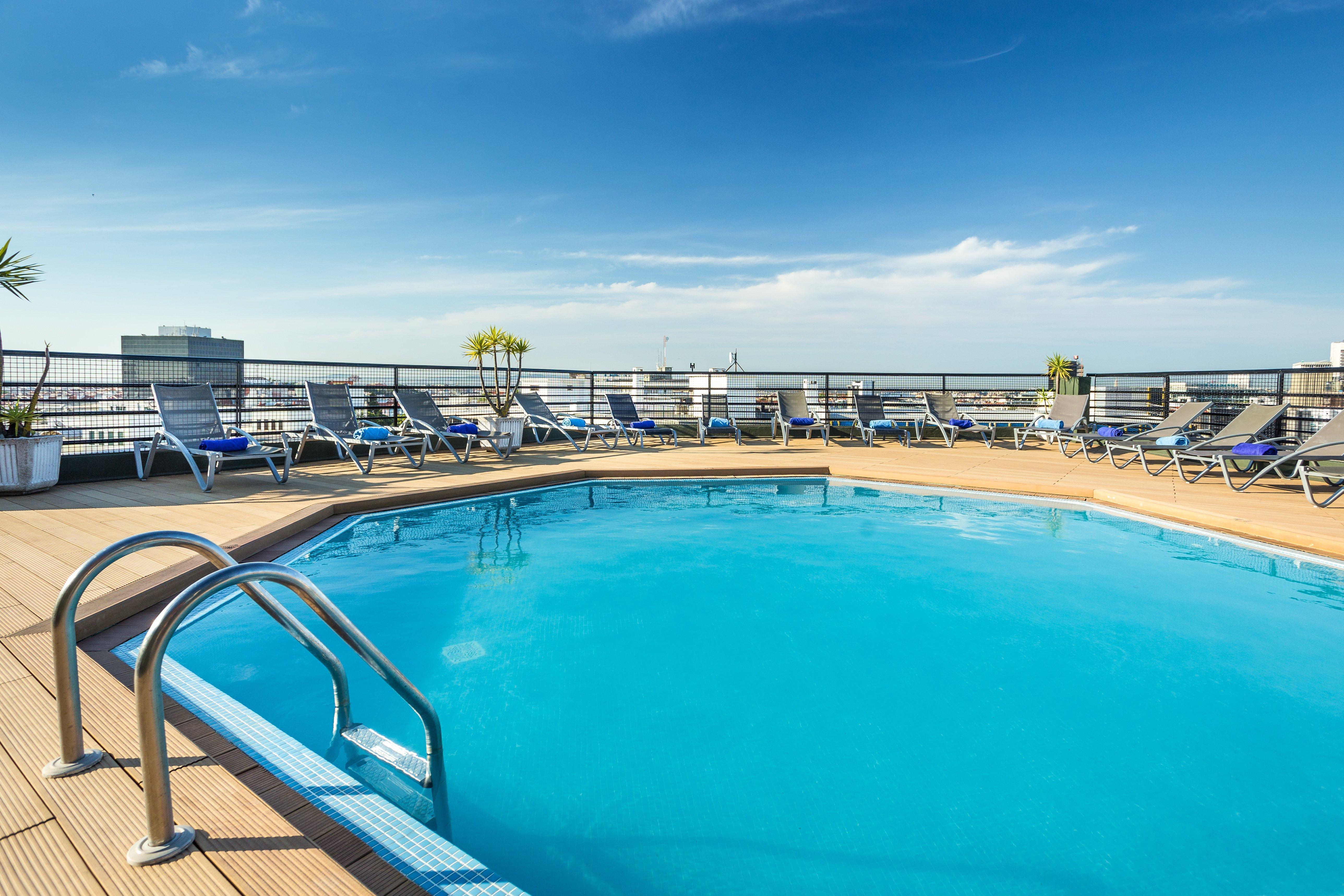 Holiday Inn Lisbon By Ihg Exterior photo