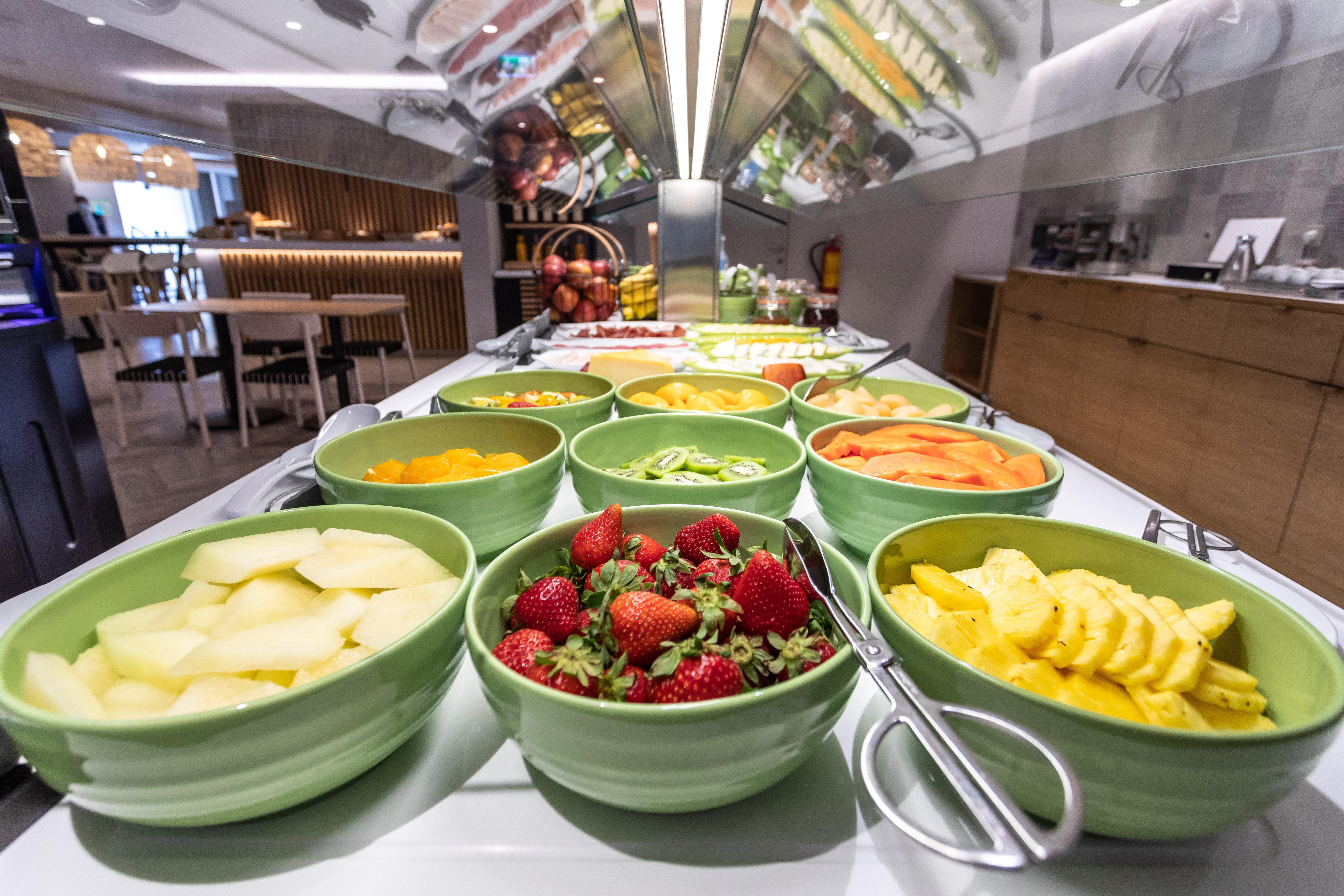 Holiday Inn Lisbon By Ihg Exterior photo