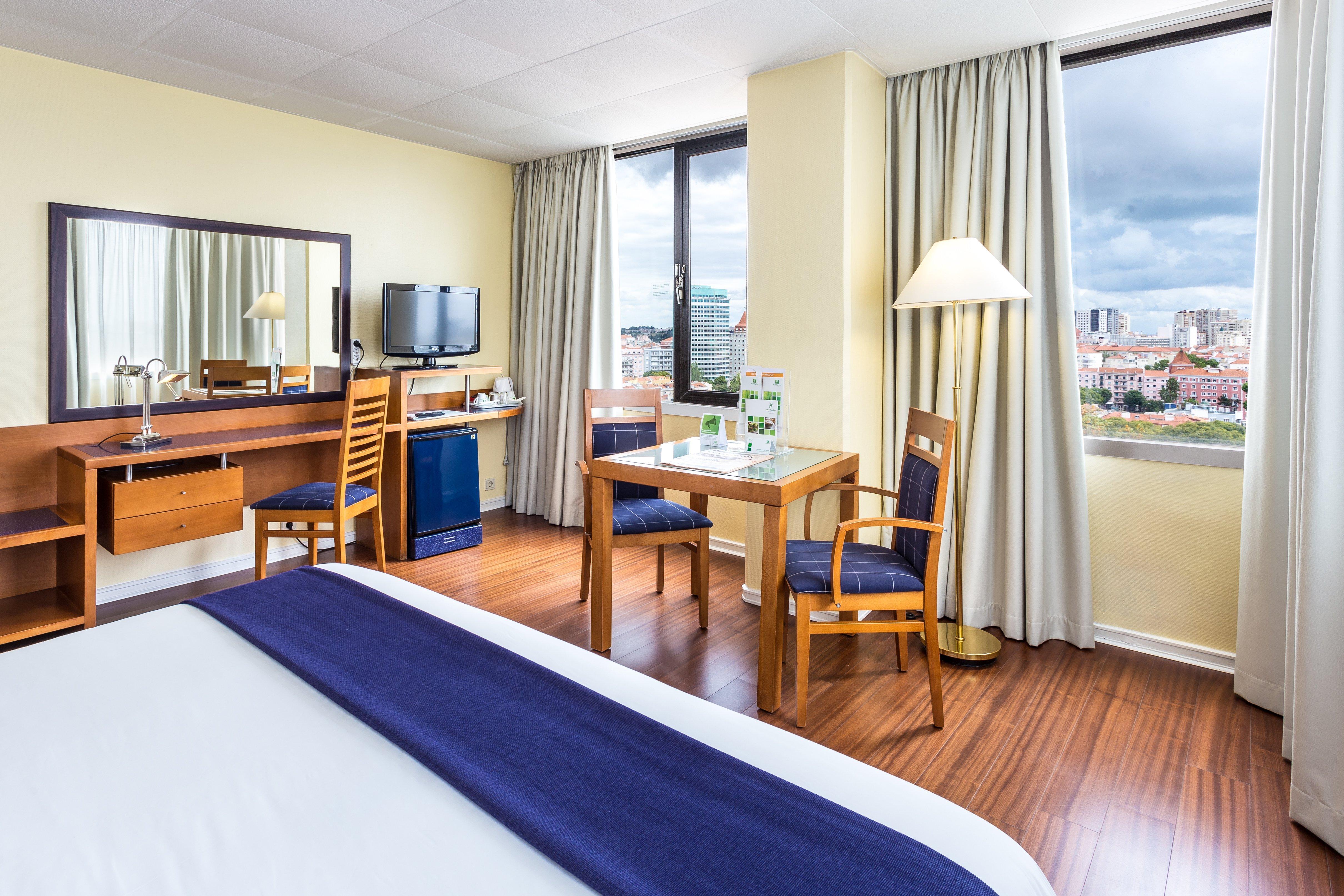 Holiday Inn Lisbon By Ihg Exterior photo