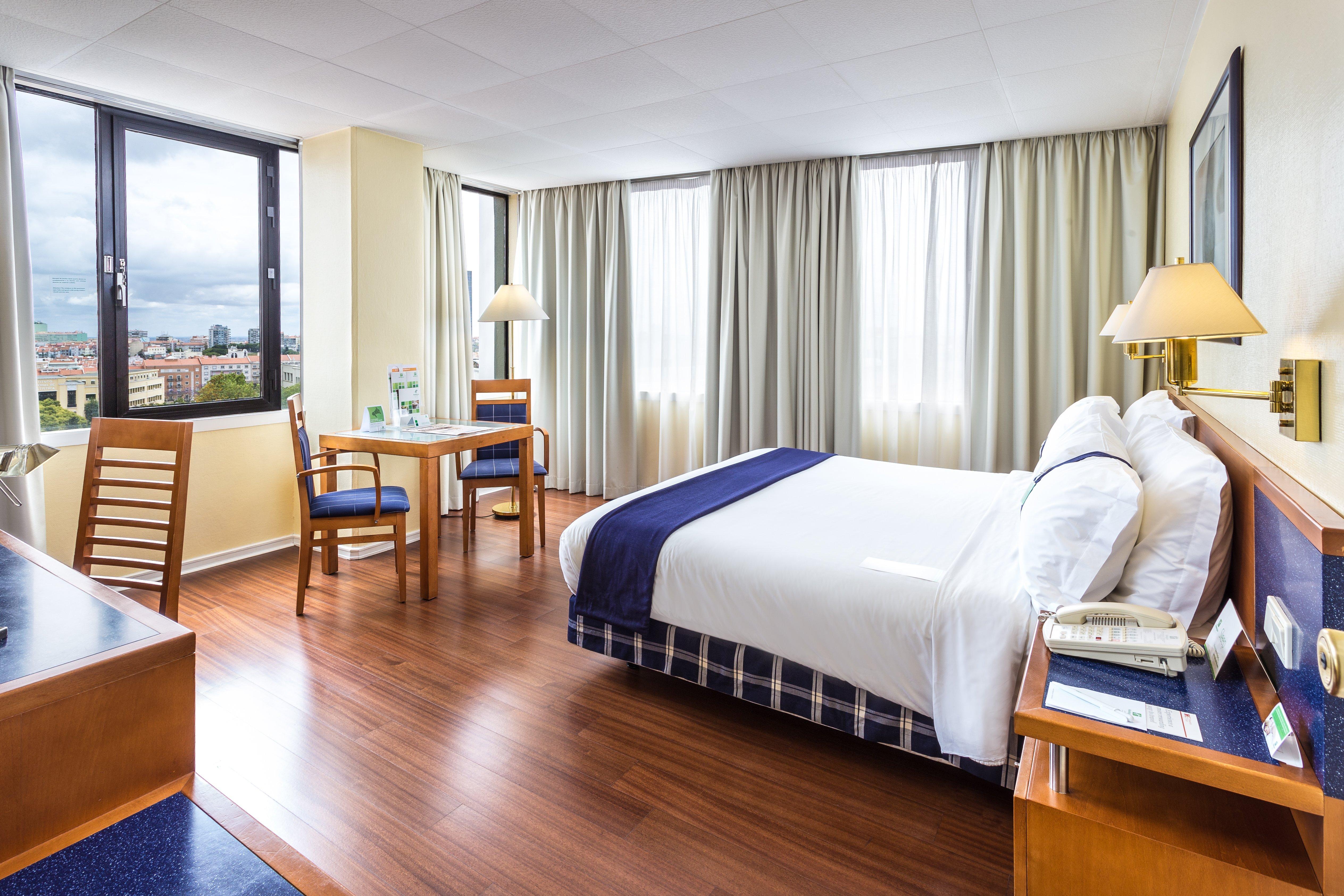 Holiday Inn Lisbon By Ihg Exterior photo