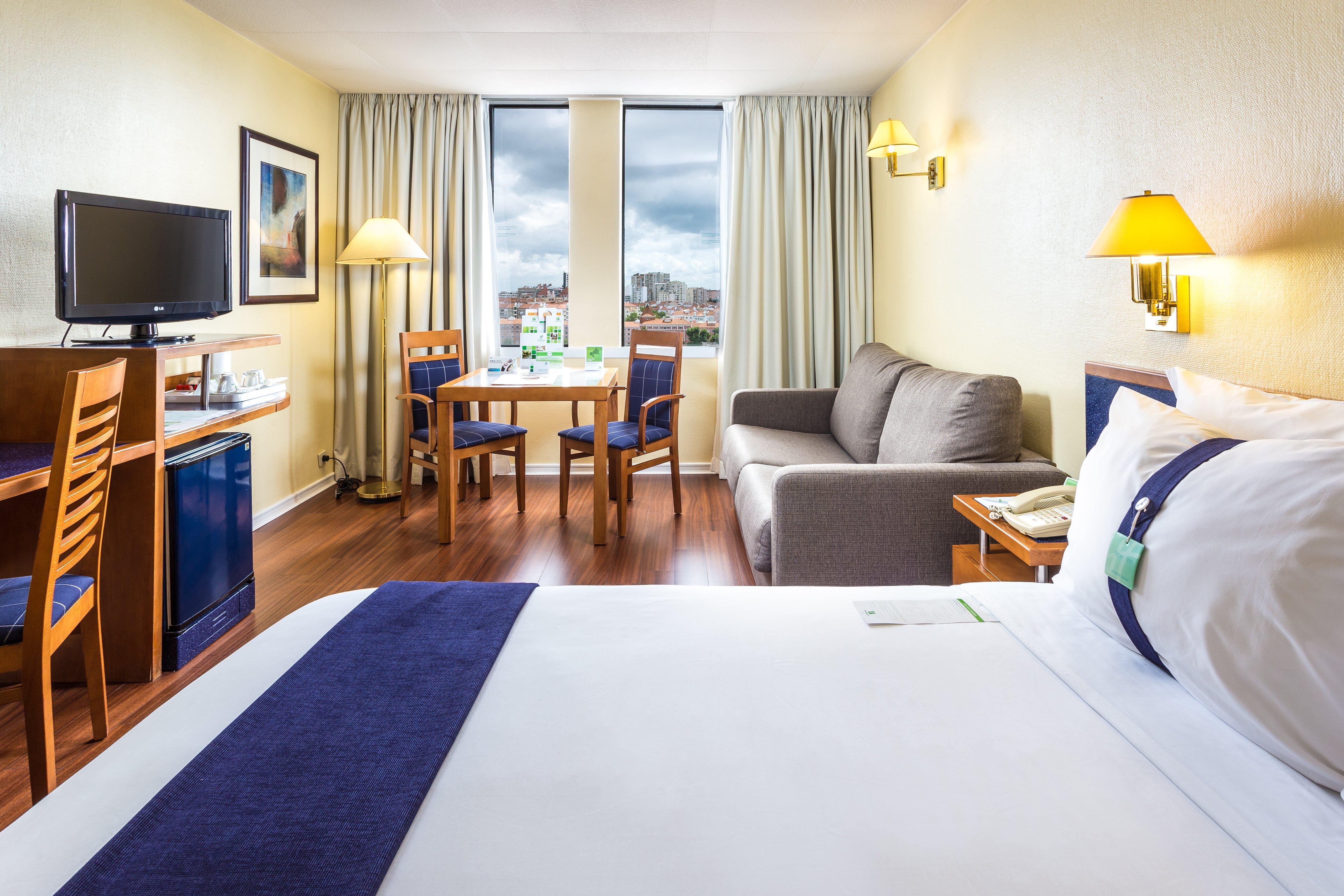Holiday Inn Lisbon By Ihg Exterior photo